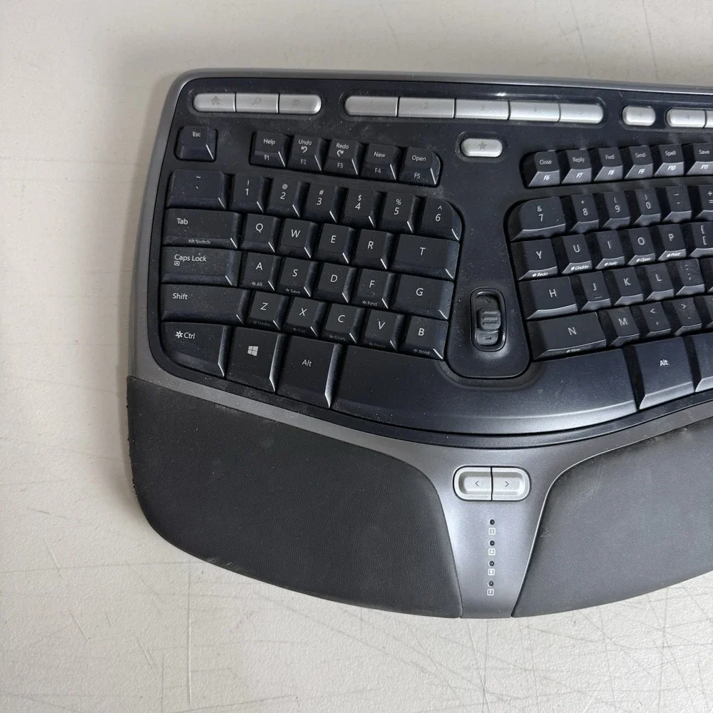 Microsoft Natural Ergonomic Keyboard 4000 v1.0 KU-0462 USB Wired Tested Works